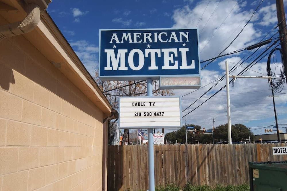 American Motel - San Antonio - Außenansicht