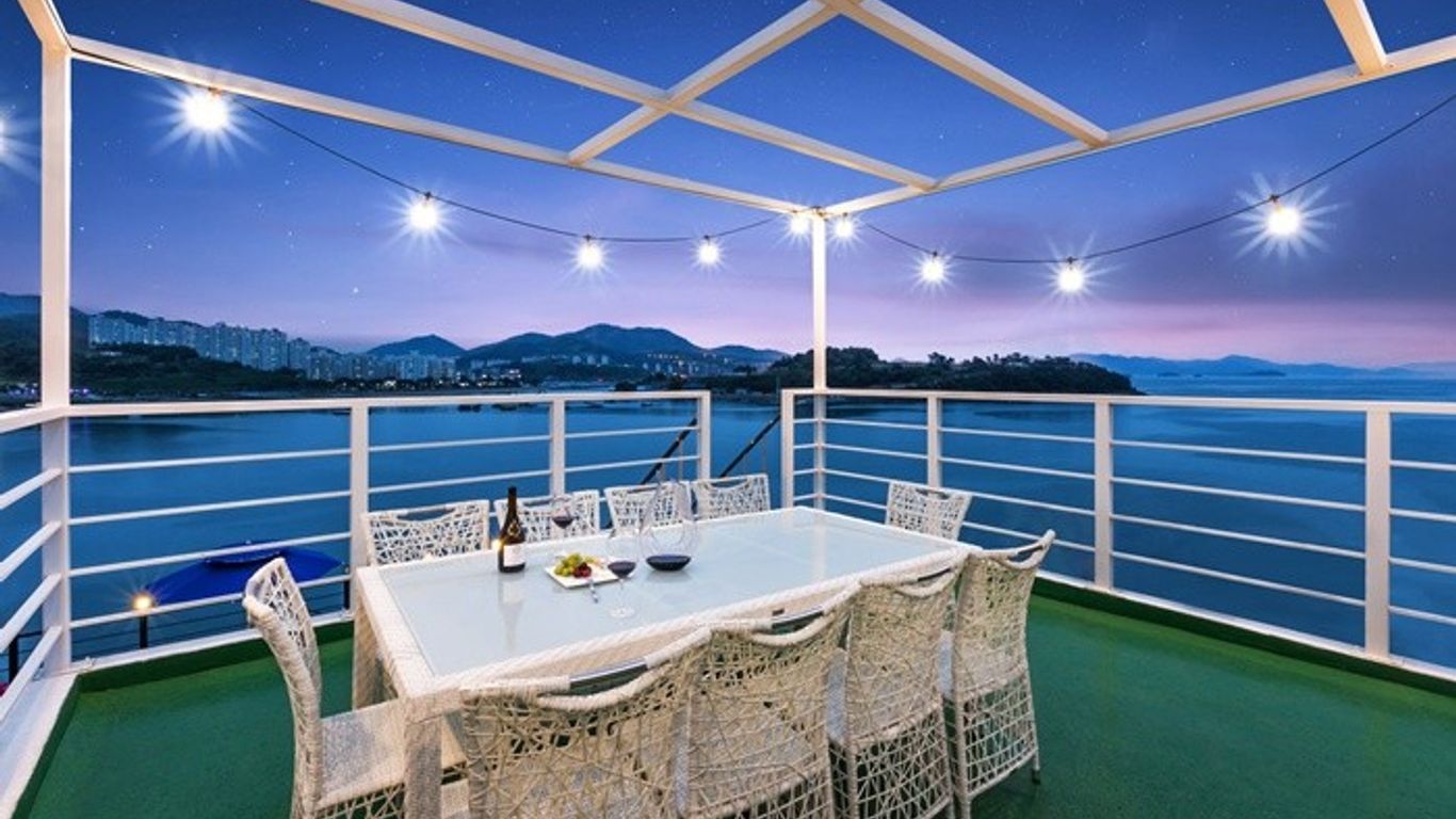 أوندادورو هوستل