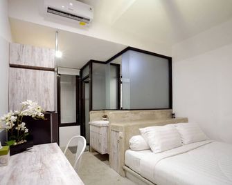 Dparagon Pogung F - Depok - Habitación