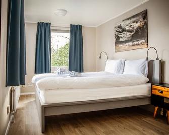 Vakantiehuis In Het Bomendorp Van De Vel - Putten - Chambre