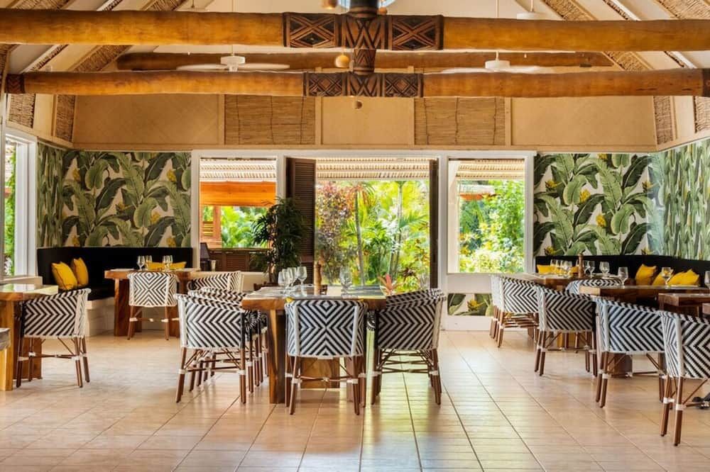 منتجع Musket Cove Island - مالولو - مطعم