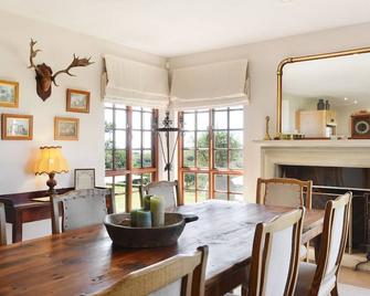 Tomjachu Bush Retreat - Nelspruit - Comedor