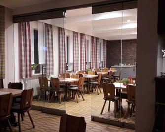 Landgasthof Zum goldenen Löwen - Moosbach - Restaurante