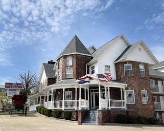 Carriage House Inn - Branson - Κτίριο