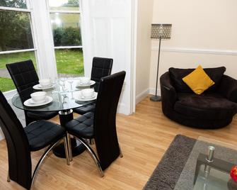 City Apartments Sunderland - Sunderland - Dining room