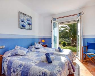 Villa Tama by Villa Plus - Sant Lluís - Bedroom