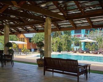 Blue Beach Bungalow - Bang Saphan - Pool