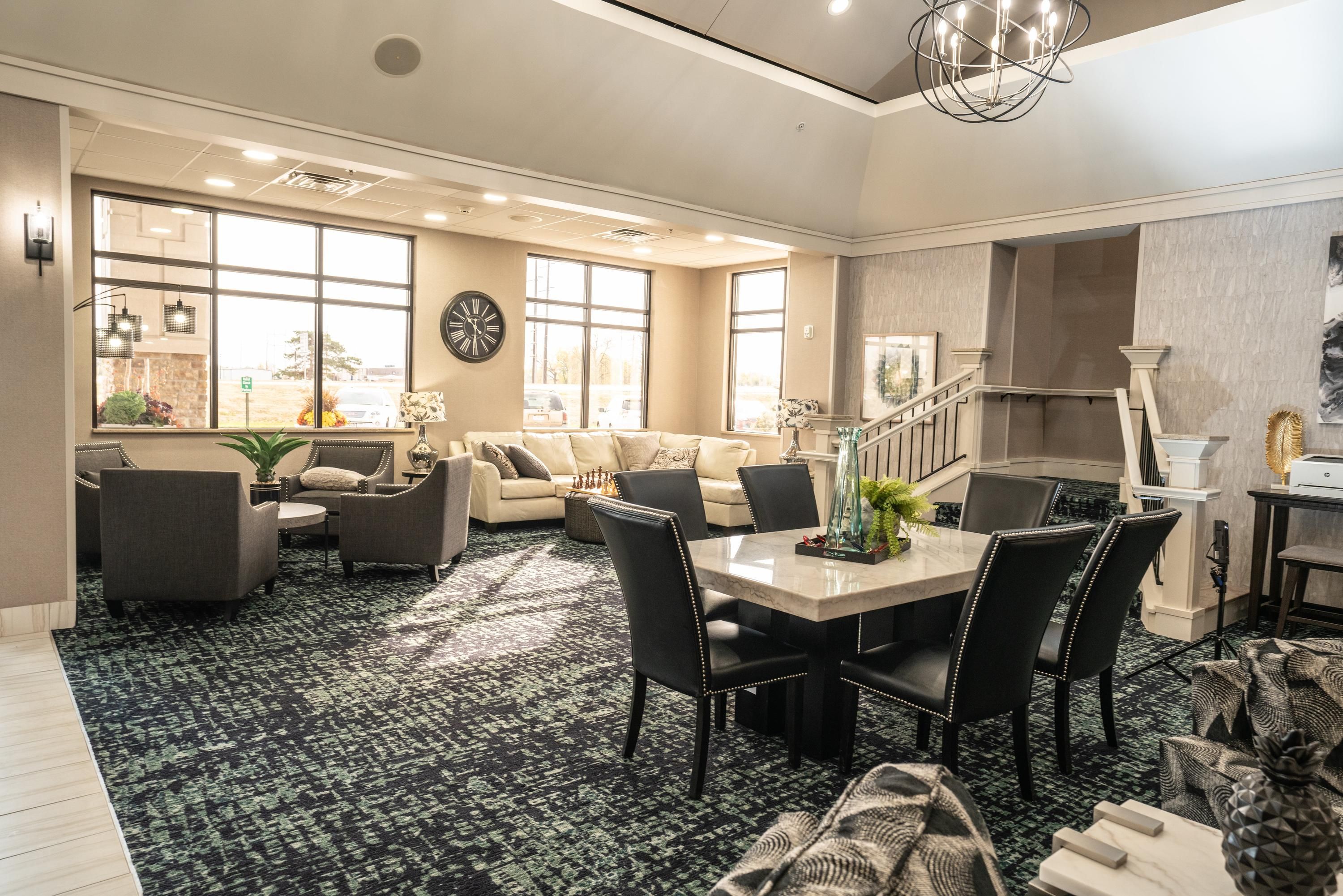 Holiday Inn Kearney By IHG - Kearney - Lobby