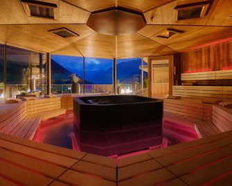 Amonti Wellnessresort - Cadipietra/Steinhaus - Спа