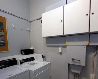 Alexander Motel - Taumarunui - Kitchen