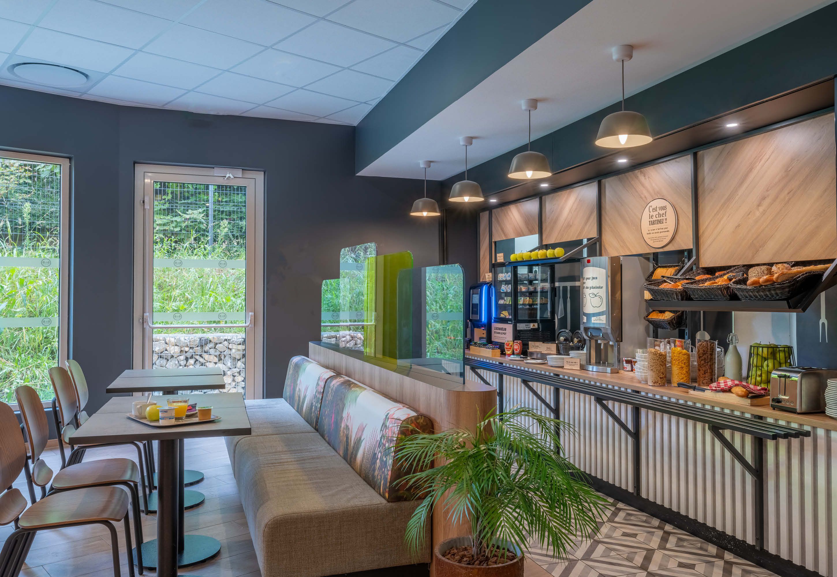 بي آند بي هوتل أنيسي كران جيفري - آنسي - مطعم