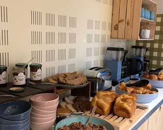 Demain Hôtel & Conciergerie - Nantes - Buffet
