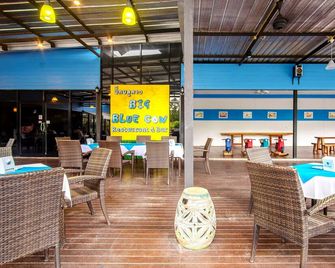 Naiyang Beach Hotel - Sakhu - Restaurang