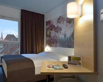 B&B Hotel Hildesheim - Гільдесгайм - Спальня