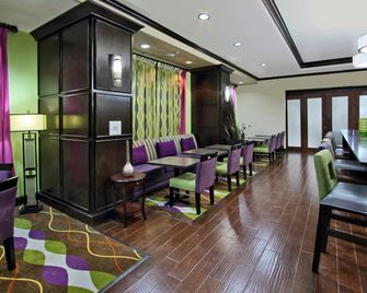 Hampton Inn Beeville - Beeville - Lobby