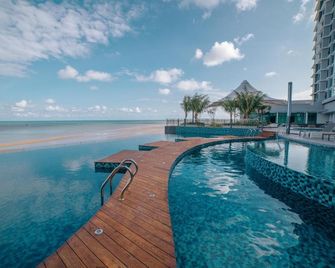 Swiss-Belhotel Kuantan - Kuantan - Pool