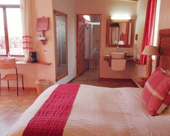Casa Tsaya Boutique - Bernal