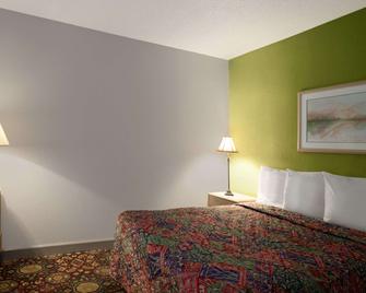 Days Inn by Wyndham West Memphis - West Memphis - Bedroom