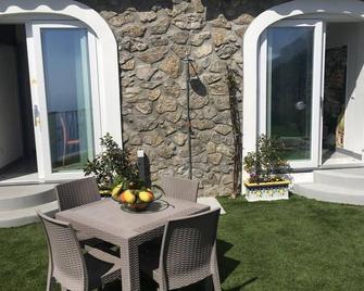 Gresy Appartamento Suite - Positano - Patio