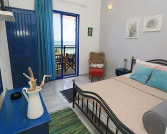 Nemo Studios - Polychrono