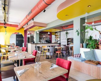 greet Hotel Massieux Lyon Nord - Massieux - Restaurant