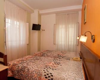 Hotel Leiriense - Leiria - Bedroom