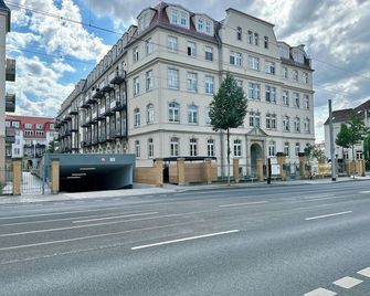 Oasis Appart - Wohnen in Dresden - Netflix - Tiefgarage - Dachterrasse - דרזדן - בניין