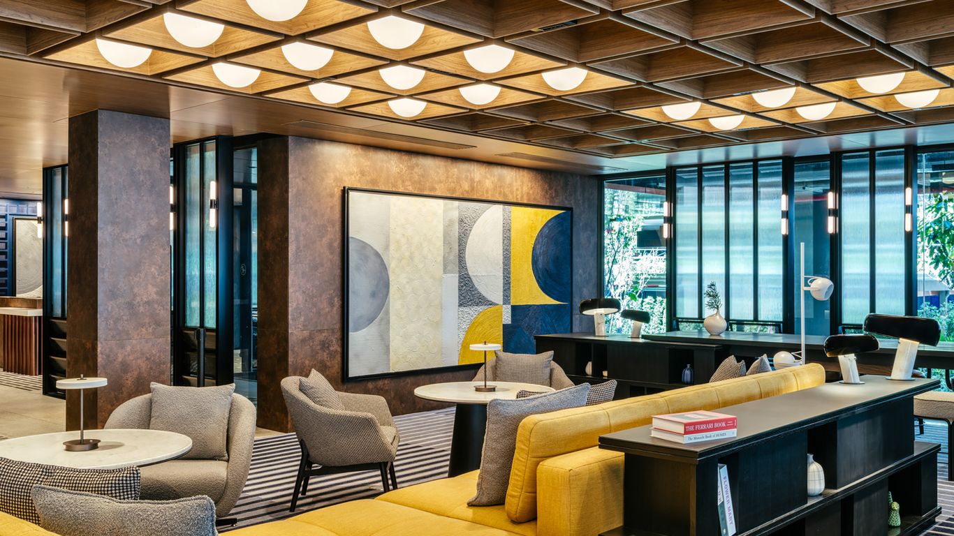 voco Bangkok Surawong by IHG