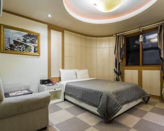 Incheon Airport Hotel - Incheon - Bedroom