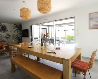 Villa Les Cycas, perfect holiday accomodation for 8, with heated pool - Longeville-sur-Mer - Salle à manger