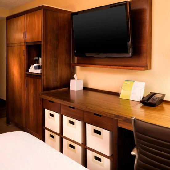 Four Points by Sheraton Mall of America Minneapolis Airport image 1
