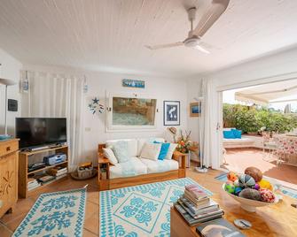Casa Luis by Wonderful Italy - Porto Rotondo - Living room