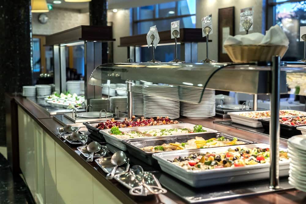 Colosseum Hotel - Mórahalom - Buffet