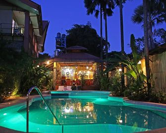 Darayonan Lodge - Coron - Piscina