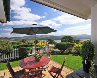2 bedroom accommodation in Portmeirion - Portmeirion - Balcony