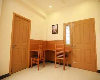 Jmj Comfort - Salem - Pasillo