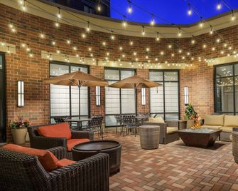 Hilton Garden Inn Exton/West Chester - Exton - Lounge