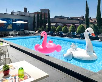 Novotel Metz Centre - Metz - Piscina