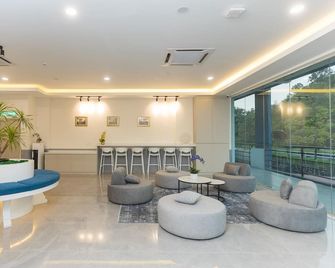 Hotel Luma Senawang - Seremban - Rezeption