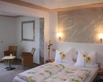Hotel Garni Milseburg - Fulda - Habitación