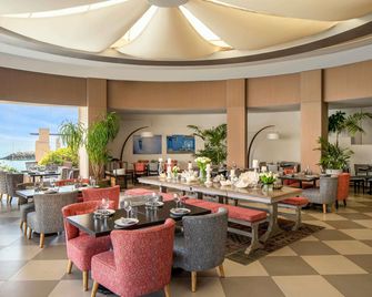 Novotel Bahrain Al Dana Resort - Manama - Ristorante