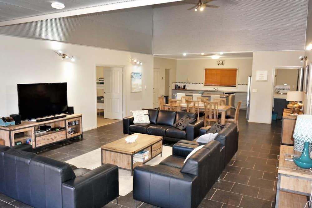 2 Trout Place - Exmouth - Wohnzimmer