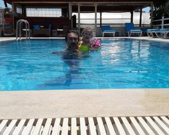 Akay Hotel - Gelemiş - Pool