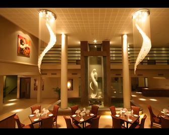 Neelams The Glitz - Calangute - Restaurante