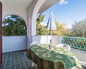 Albergo Residenziale Gli Ontani - Cala Liberotto - Balkon