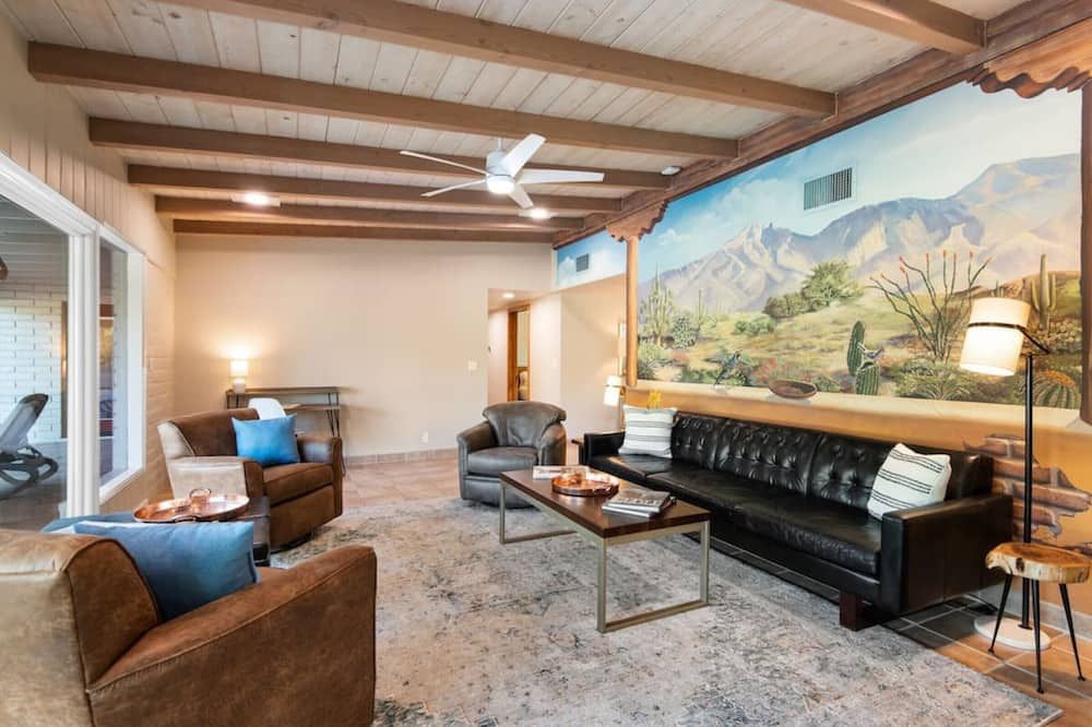 @TucsonMuralHouse w/pool & hot tub on golf course - Oro Valley - Soggiorno
