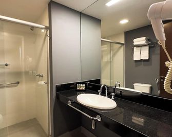 Hotel Vivenzo Belo Horizonte - Savassi - בלו הוריזונטה - חדר רחצה