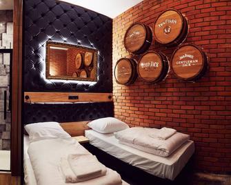 Lord Jack Apartments - Rzeszow - Bedroom