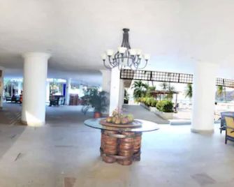 Tamaca Beach Resort - Santa Marta - Lobby
