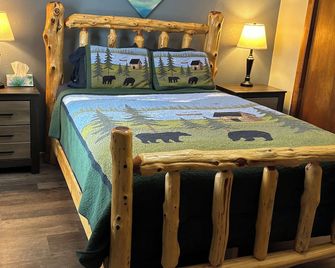 Moose Manor-Beautiful, Relaxing, Private, Clean!family & Pet Friendly-Low Rates - Grand Lake - Habitación